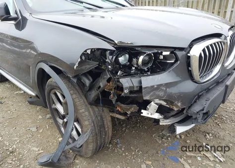 2021 BMW X3 xDrive30I z USA, uszkodzony, nr VIN 5UXTY5C09M9G99825